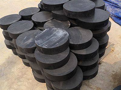 福州板式橡胶支座由若干层橡胶片与薄钢板经加压硫化